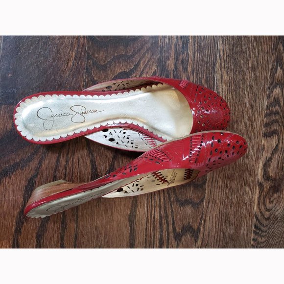 Jessica Simpson Red Leather Flats / slides - Picture 6 of 6